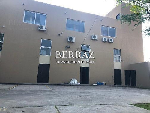 Imagen 4 de 21 de Local Venta Pilar