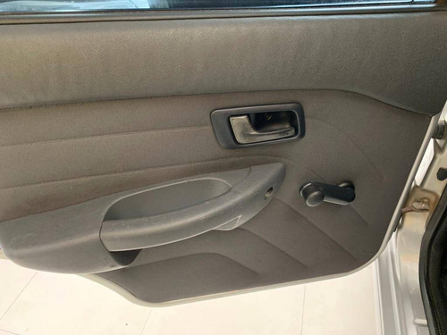 Imagem 9 de 13 de Fiat Palio 1.4 Mpi Attractive Weekend 8v Flex 4p Manual