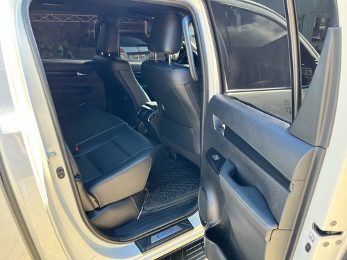 Toyota Hilux 2.8 Tdi Srx Cab. Dupla 4x4 Aut. 4p