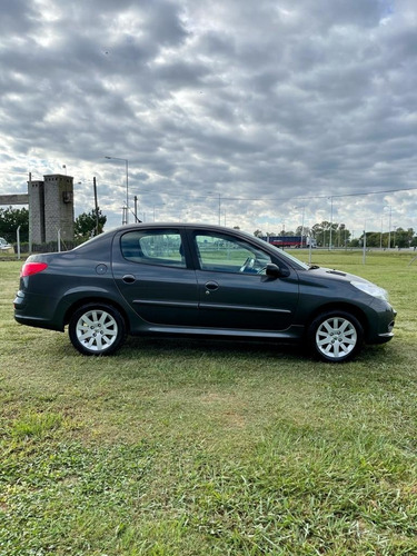 Peugeot 207 Compact 1.4