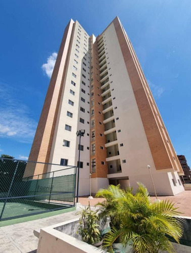 Imagen 2 de 4 de Loreans Godoy Vende Aparatmento En Cronus Country. El Parral