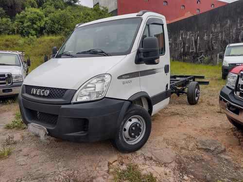 Iveco Daily 35s14 2018 Unico Dono Raro Estado De Conservação