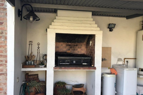 Imagen 12 de 14 de Chalet En Venta En Haedo Sur