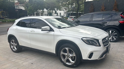 Mercedes-Benz Classe GLA 1.6 Enduro Turbo Flex 5p