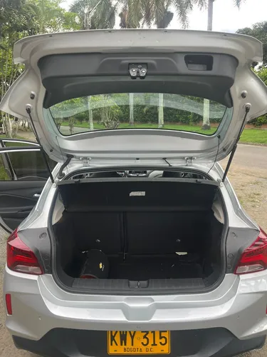 Chevrolet Onix 1.0T Premier Hatch At