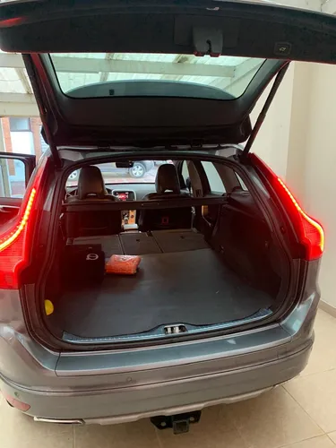 Volvo XC60 2.0 T5 Awd Summum