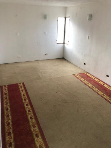 Casa En Los Boulevares- Los Hungaros 4494-tres Dormitorios Y Departamento Independiente