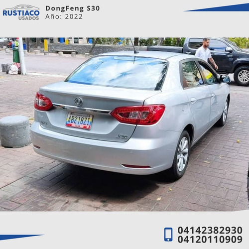Imagen 4 de 10 de Dong Feng S30 Sedan
