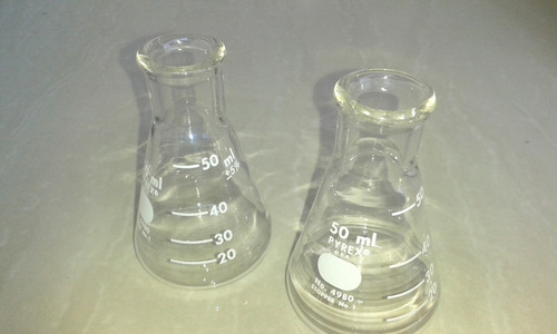 Imagen 2 de 8 de Matraz Erlenmeyer Pyrex De 50 Ml