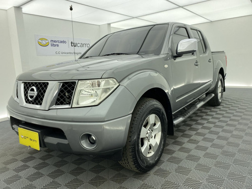 Imagen 4 de 25 de Nissan Navara High Lujo Le 2.5 Turbo