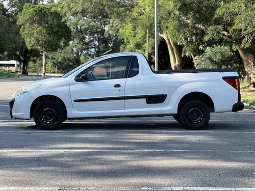 Peugeot Hoggar 1.4 X-LINE FLEX 2P MANUAL