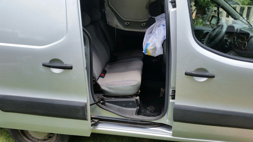 Peugeot Partner K9 Peugeot Particular Permuto 2015 Adelante