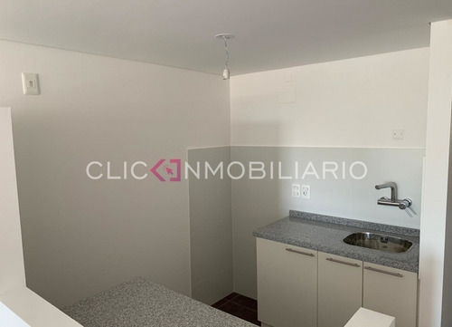 Venta Apartamento 2 Dormitorios Torre Centra