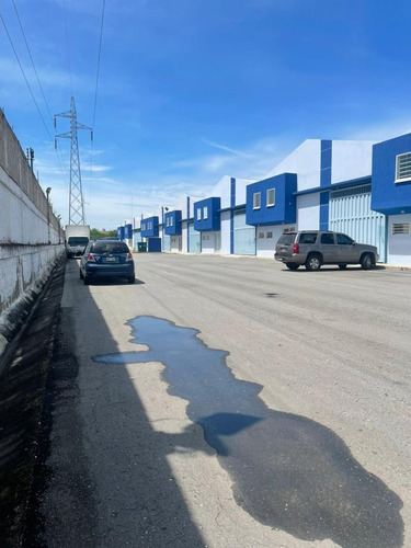 Imagen 8 de 13 de Se Alquilan Condominio Privado Cerrado De Galpones Exclusivo