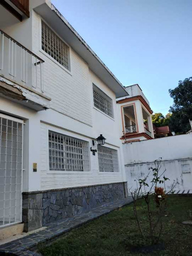 Se Vende Casa 515m2 7h/6b/8p Las Acacias 1443