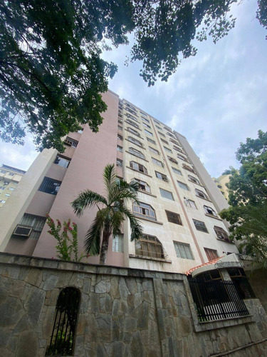 Frances Mijares Vende Apartamento Semiamoblado En Residencias Punta Del Este, La Trigaleña 232125