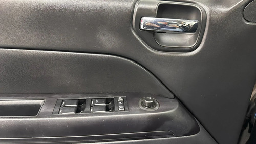 Jeep Compass 2.0 SPORT 4X2 16V GASOLINA 4P AUTOMÁTICO