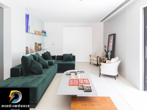 Imagem 5 de 30 de Casa Para Venda Com Projeto Do Arquiteto Leonardo Mancenido. Dispõe De Área Externa Com Paisagismo, Raia Climatizada E Salão De Jogos. - 0100969 - 69844795