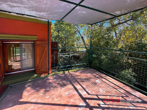 Chalet De 102m2 Con Piscina En Barranca Colorada