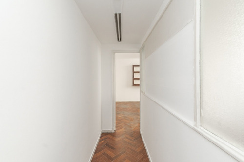 Imagen 10 de 19 de Oficinas En Venta En Microcentro - Oportunidad!