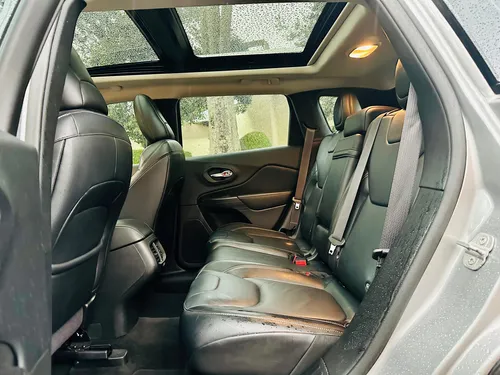 Jeep Cherokee 3.2 Longitude