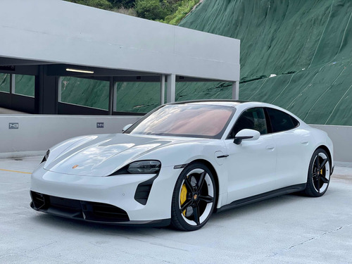 Imagen 6 de 15 de Porsche Taycan Turbo S