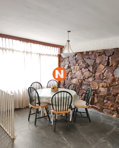 Muy Linda Casa En La Zona De La Mansa- Ref: 217633