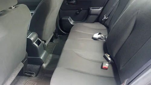 Nissan Tiida 1.8