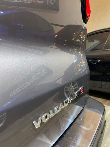 Imagem 13 de 14 de Fiat Toro Volcano 2.0 16v 4x4 Tb Diesel Aut.
