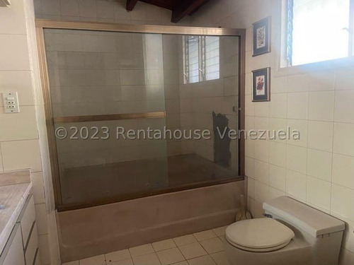 Baja De Precio En Venta ¡espectacular Casa En Valle Arriba Con Acceso A Campos De Golf! Alfonso 25-7912