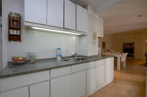Imagen 3 de 14 de Dept. 6 Ambientes 160 M2 2 Bauleras. Barracas En Venta