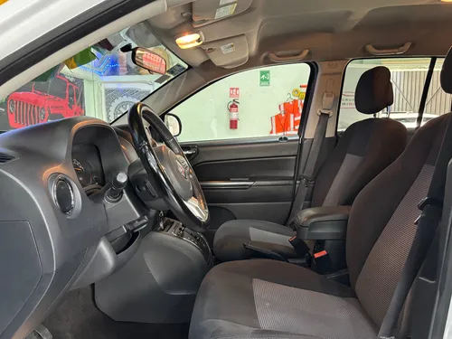 Jeep Compass 2.4 Latitude 4X2 At