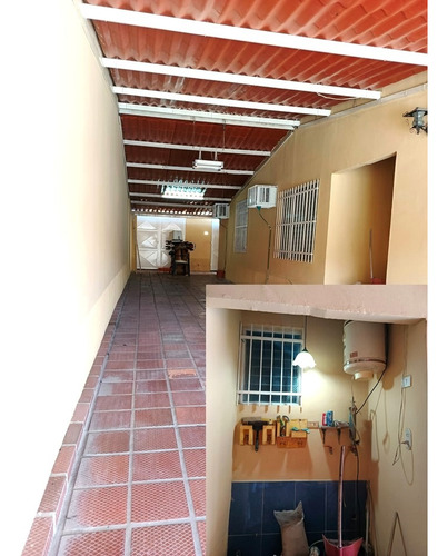 Casa / Venta / Turmero/ Urb. Valle Lindo / 182m² / 3 Hab/ 2 Baños/ 4 Pe/ 4 Maleteros