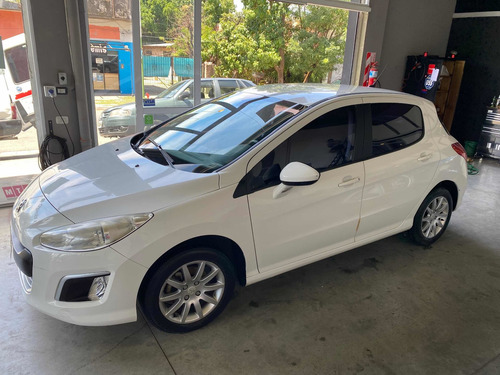 Peugeot 308 1.6 Active 2012