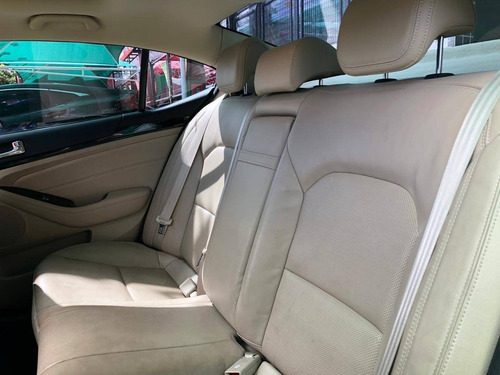 Kia Cadenza 3.5 V6 24v Gasolina 4p Automático
