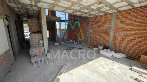Casa En Preventa En Fracc. Tehuicil Apta A Créditos De 2 Niveles Con Jardín Y Alberca