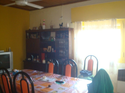 Imagen 5 de 11 de Casa En Venta En Moron Sur