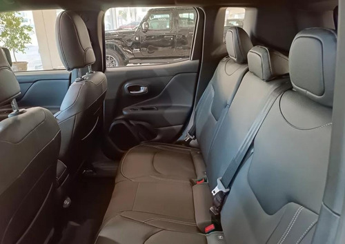 Jeep Renegade 1.3T Longitude At6 Fwd