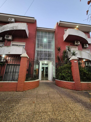 Departamento 2 Ambientes Con Cochera En Banfield Oeste