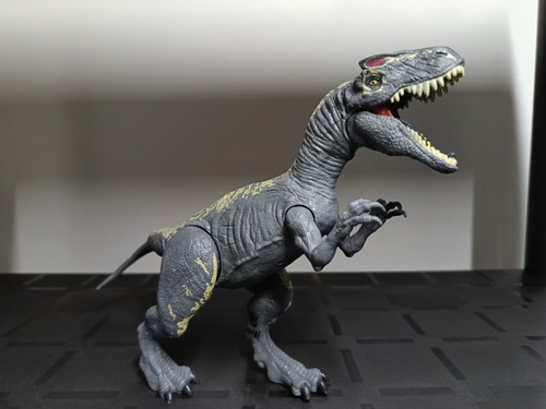 Allosaurus Jurassic World Dino Rivals Roarivores 2017 Mattel