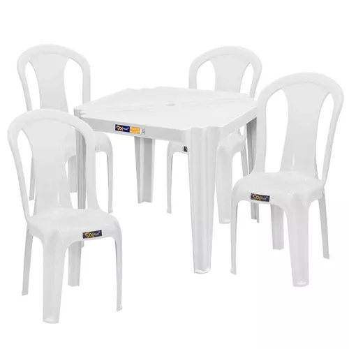 Conjunto de mesa Coruripe com 4 cadeiras plásticas sem braço