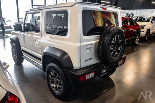 Suzuki Jimny 1.5 Glx At