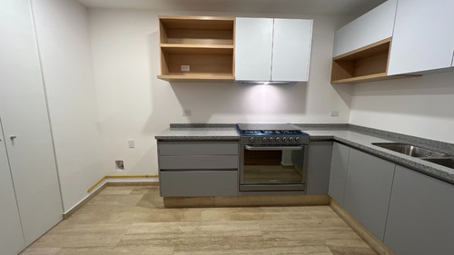 Imagen 2 de 17 de Venta De Departamento En López Cotilla - Del Valle Centro