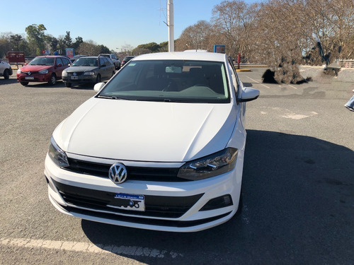 Imagen 3 de 21 de Volkswagen Polo 2018 1.6 Msi Trendline