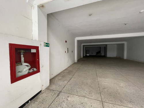 Imagen 6 de 13 de Local Comercial En Venta En El Centro De Valencia Mg 152114