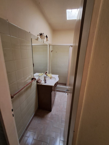 Venta Duplex En Moron, A 7 Cuadras De Av Rivadavia