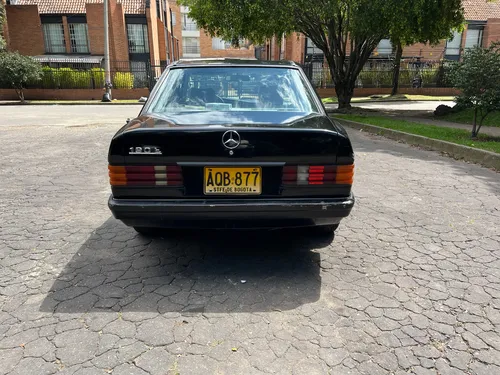 Mercedes-Benz 190 E 2.0