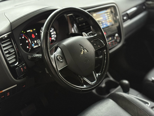 Mitsubishi Outlander 2.2 4wd 5p