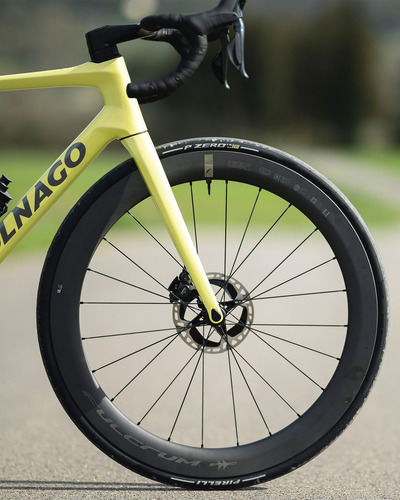 Llanta Pirelli P Zero Race Tlr Rs 700x30 Tubeless Color Negro