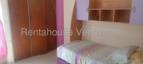 Practico Apartamento En Venta En Macaracuay - Mls#25-8604 - Jca